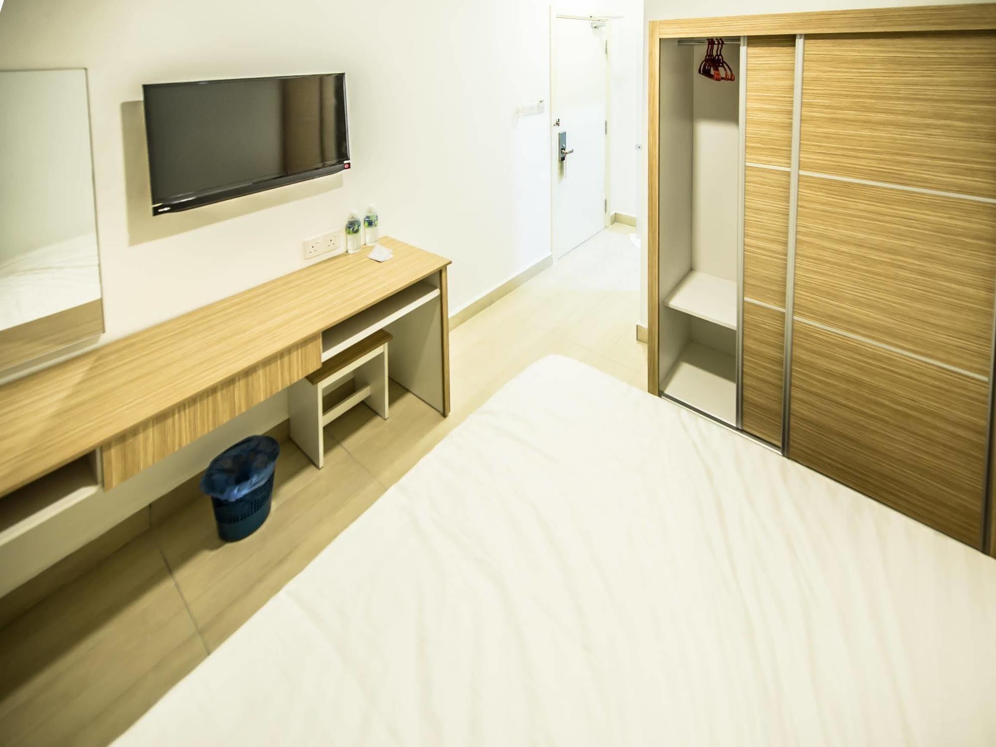 Crystal Garden Hotel - Seri Kembangan Zewnętrze zdjęcie